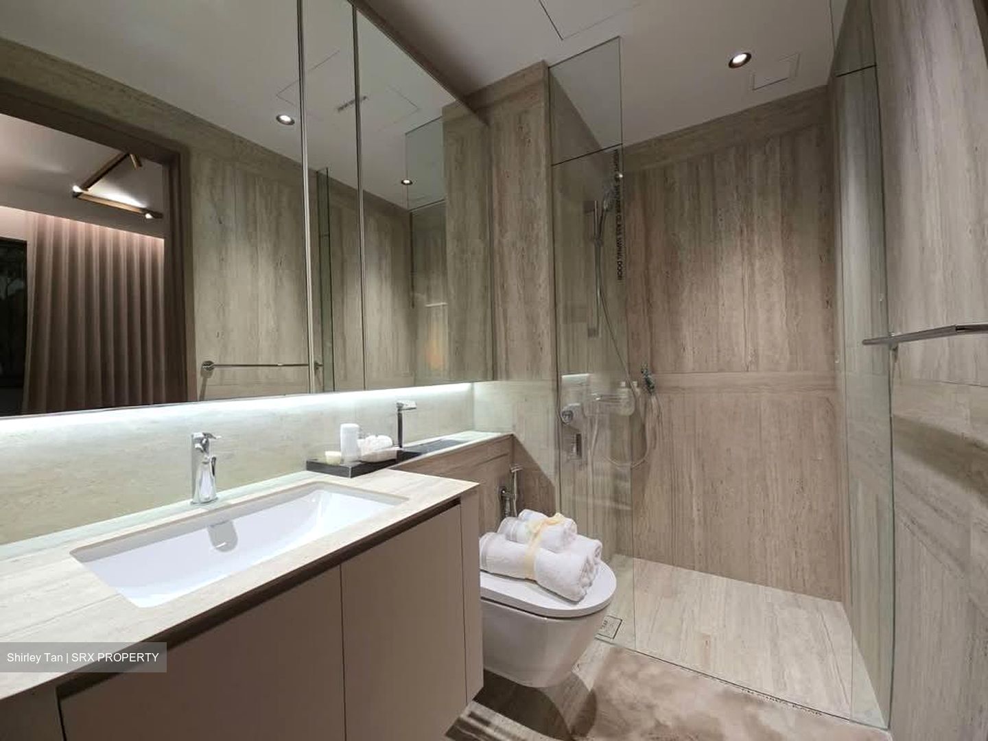 River Modern (D9), Apartment #528465431
